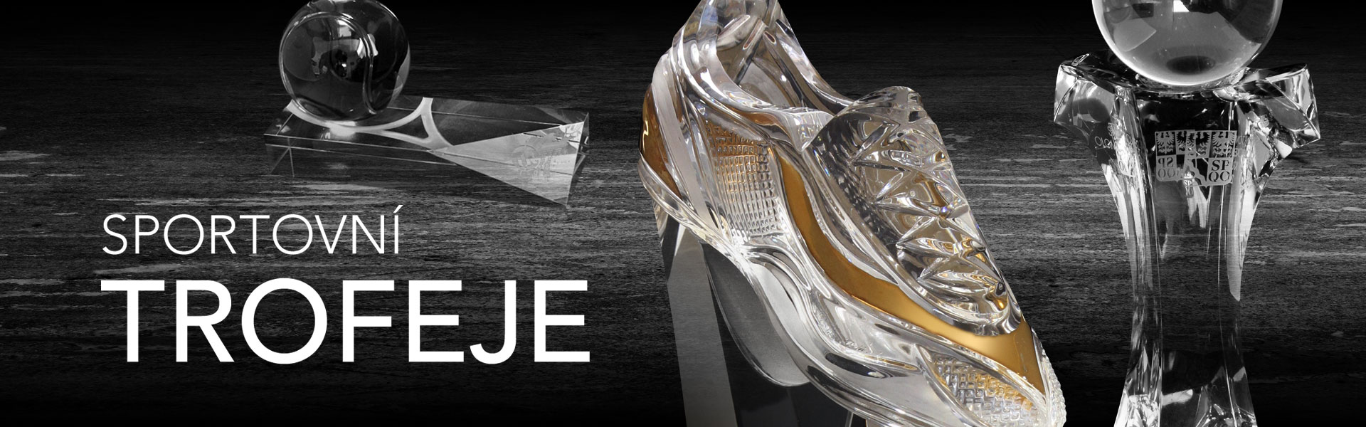 Skleněné trofeje a medaile